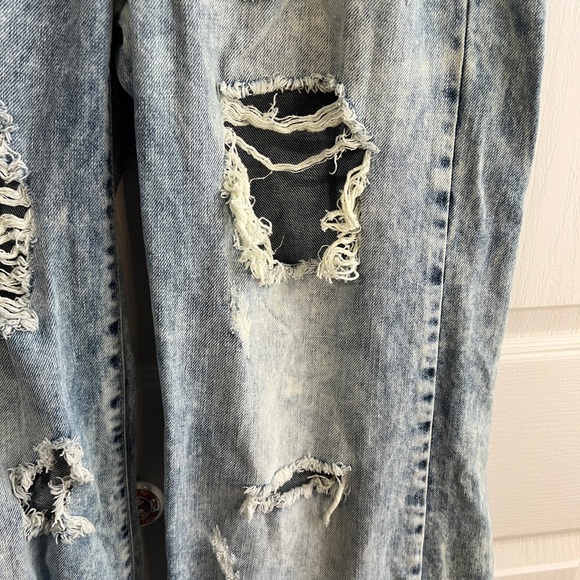 Uniq by Litz acid washed distressed flare leg jeans size 27/5 - Picture 3 of 6